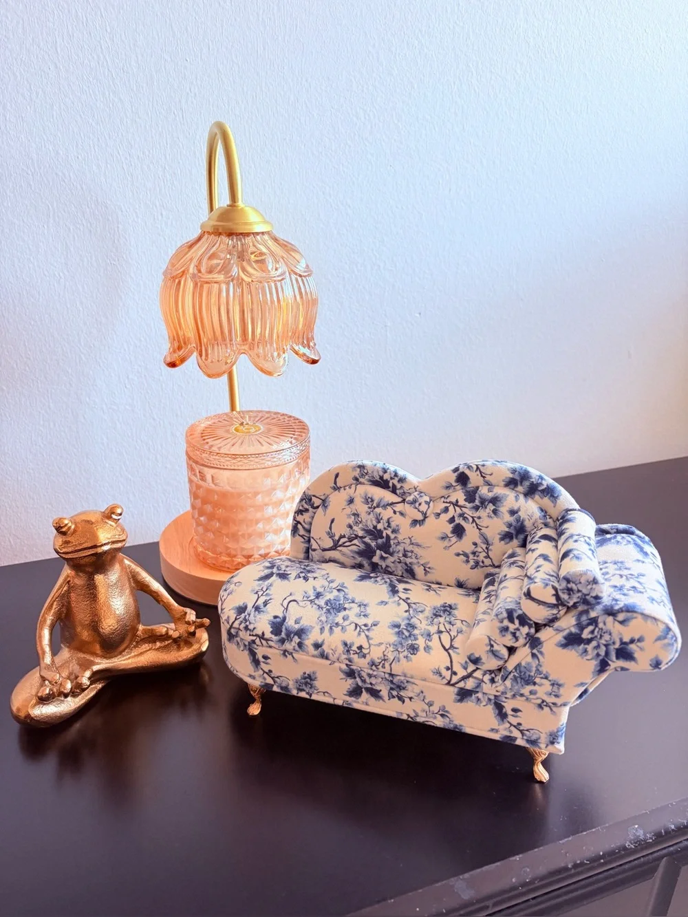 🩷🩷Blue Floral Mini Chaise Sofa Accent - Jewelry box 🩷🩷